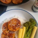 sticky tempeh served with vegetables and rice