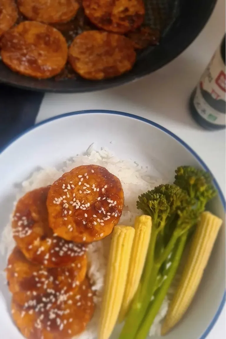 sticky tempeh served with vegetables and rice