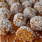 Carrot cake energy bites